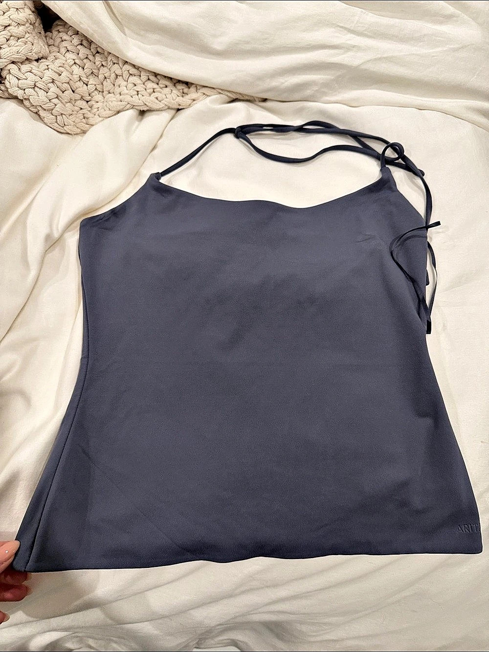 Aritzia Original Contour Optimum Halter Top Purple Large